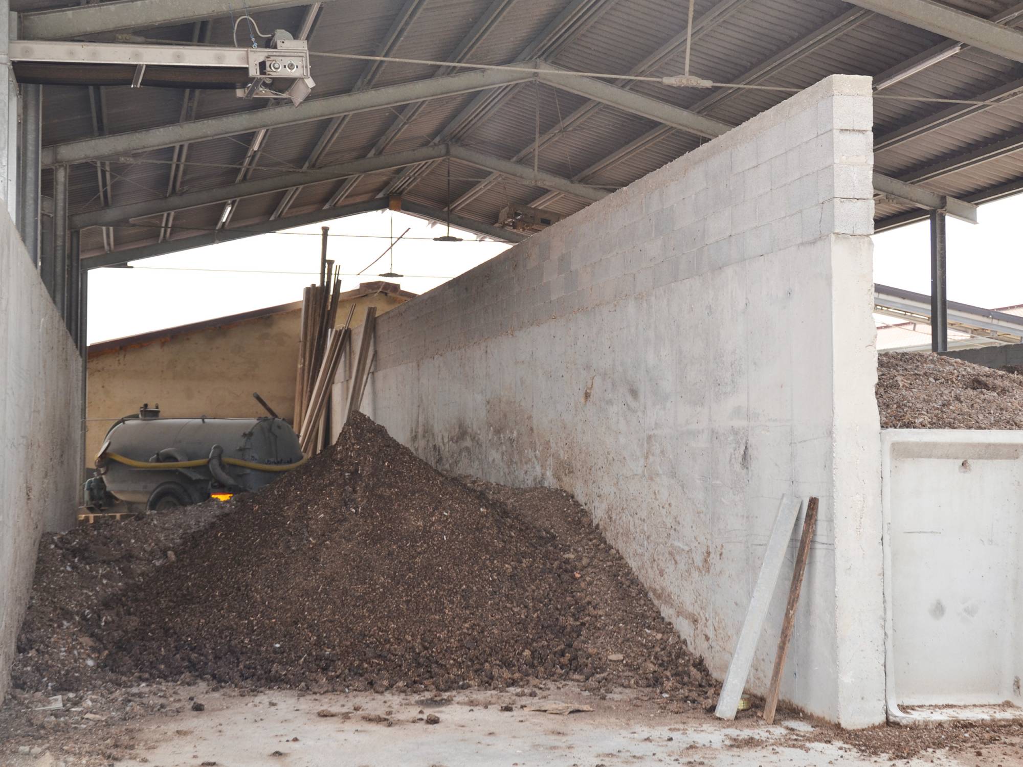 clerico-impianto-avicolo-venezia-stoccaggio deiezioni