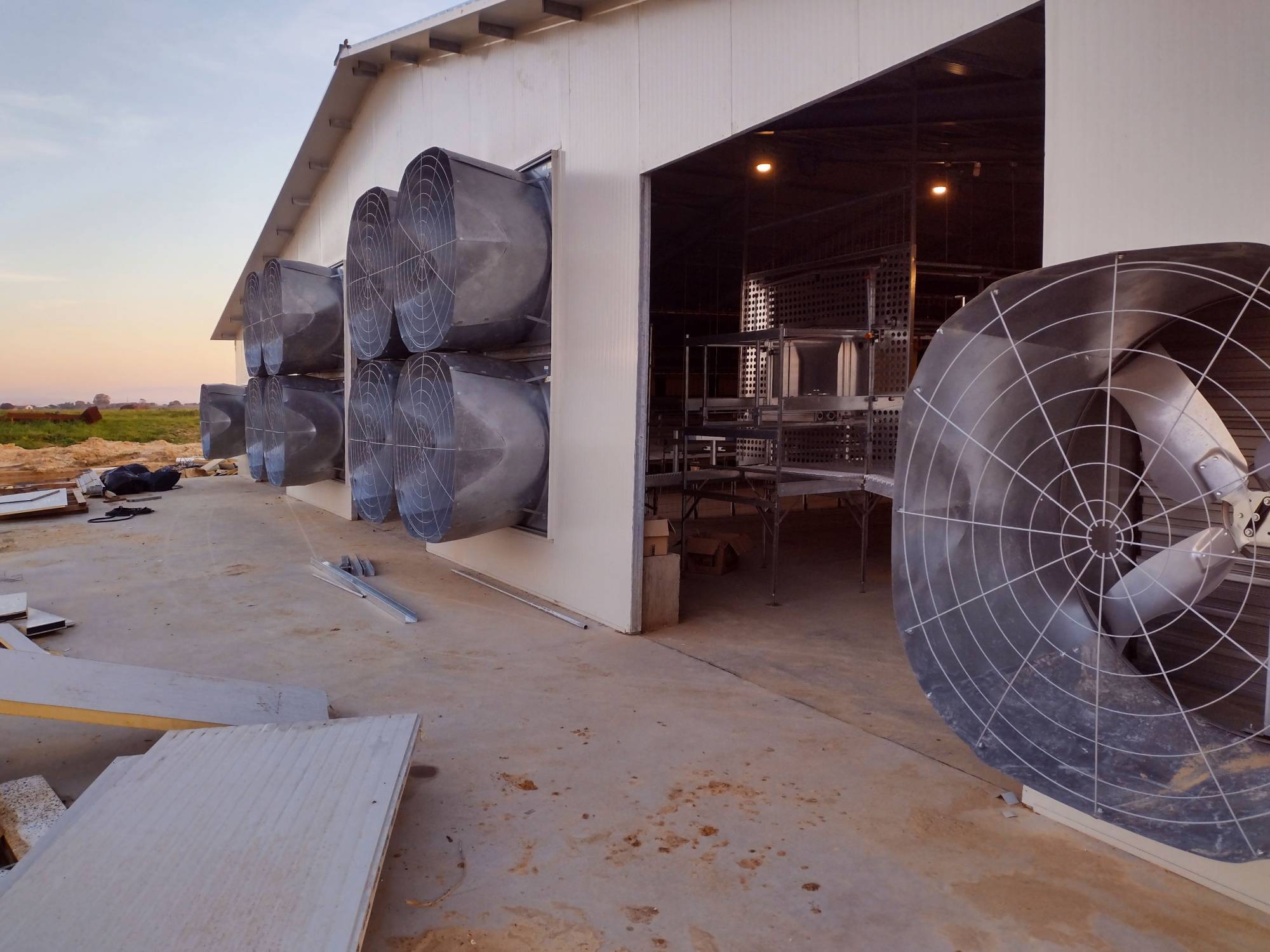 clerigi-gino-impianti-avicoli-viterbo-ventilazione